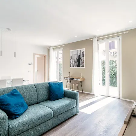 Diaz 67 Secret Terrace - The House Of Travelers Como